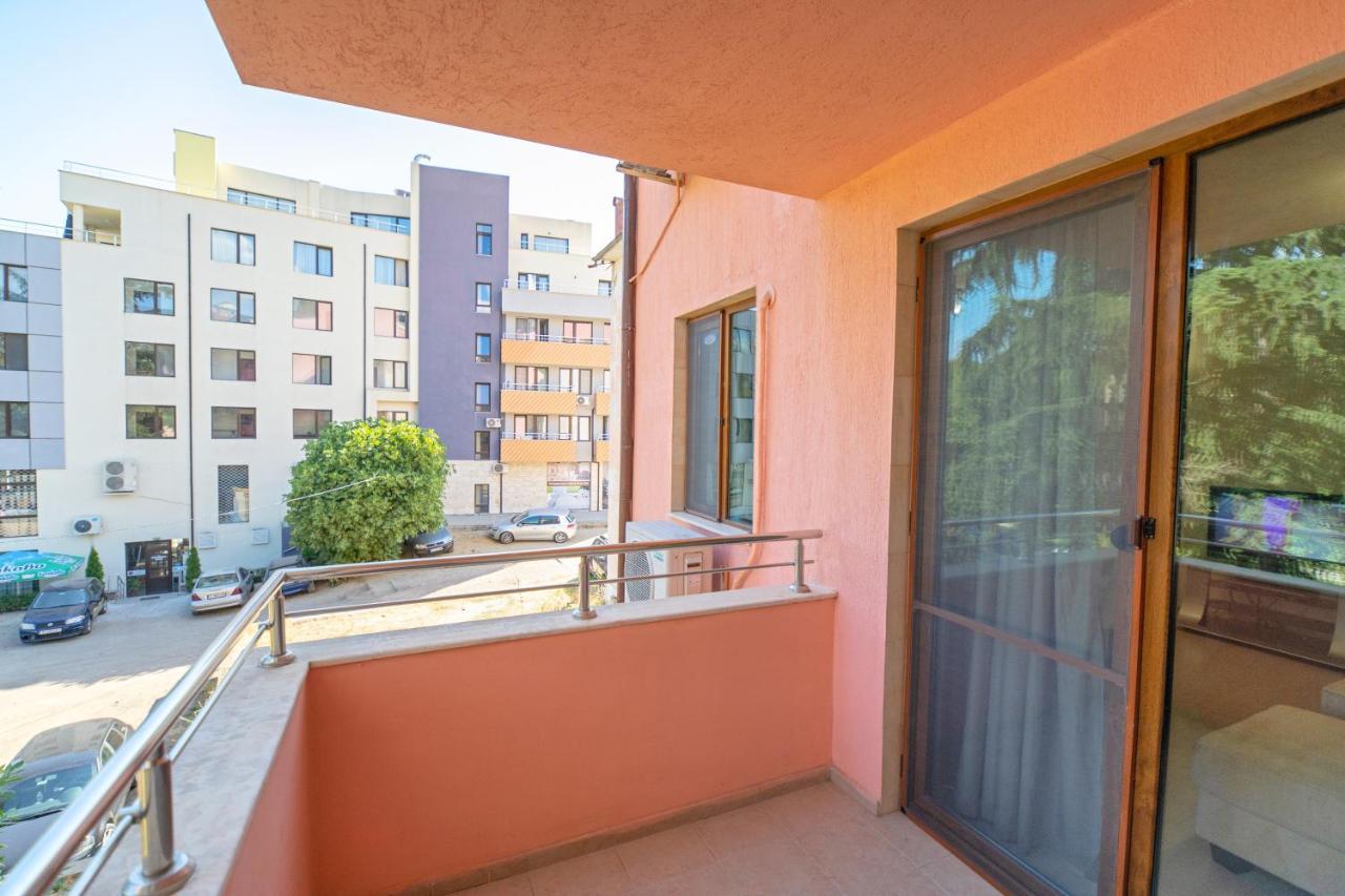 Apartment амбра *